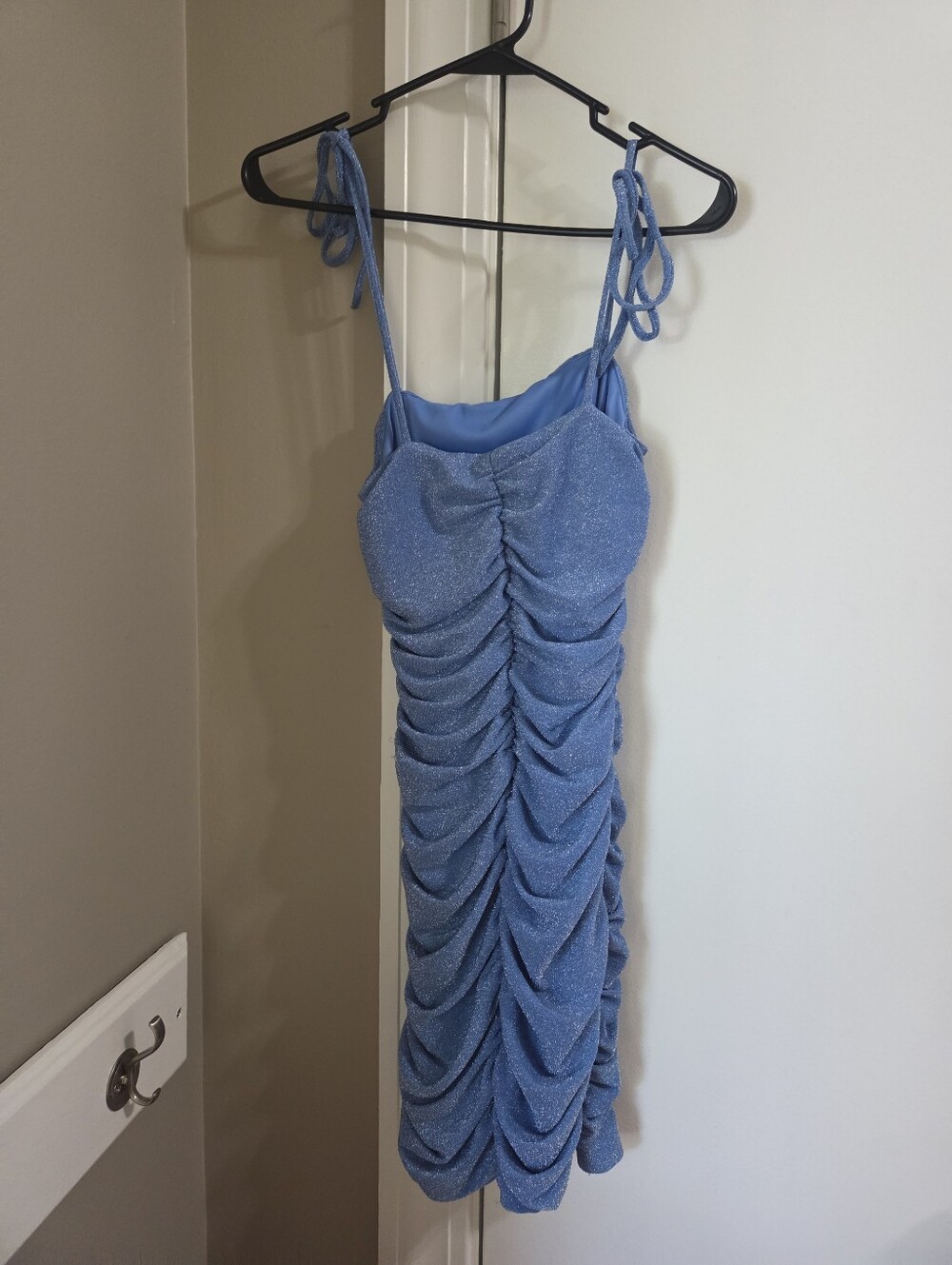 Dress - Picture 2 of 3
